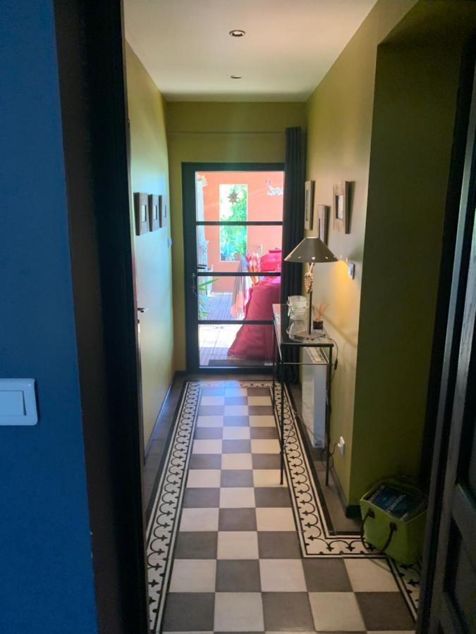 Bed and Breakfast Les Epis Du Vent Adilly Екстер'єр фото