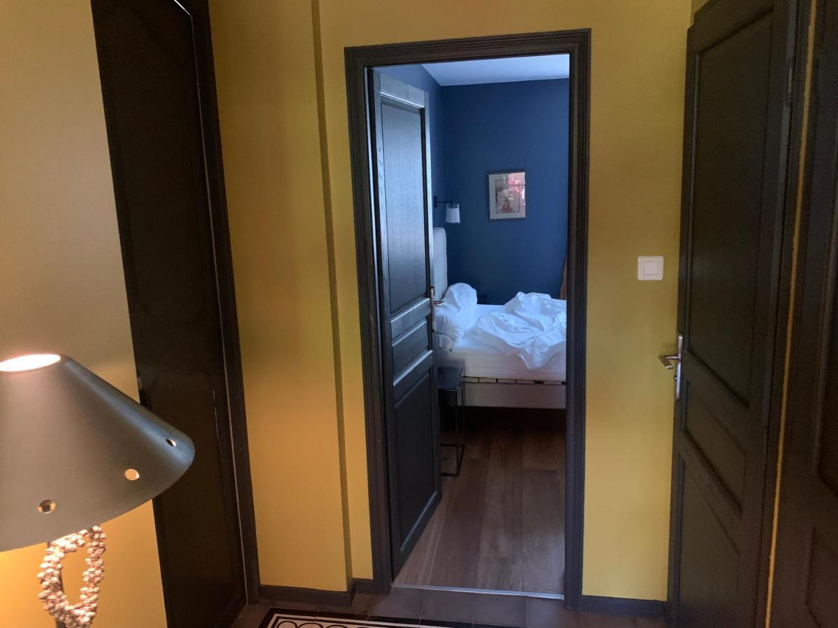 Bed and Breakfast Les Epis Du Vent Adilly Екстер'єр фото